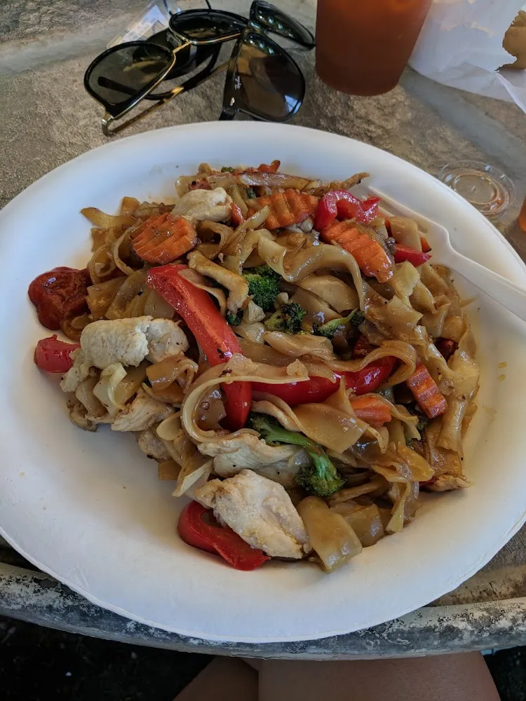 Drunken Noodles with Chicken