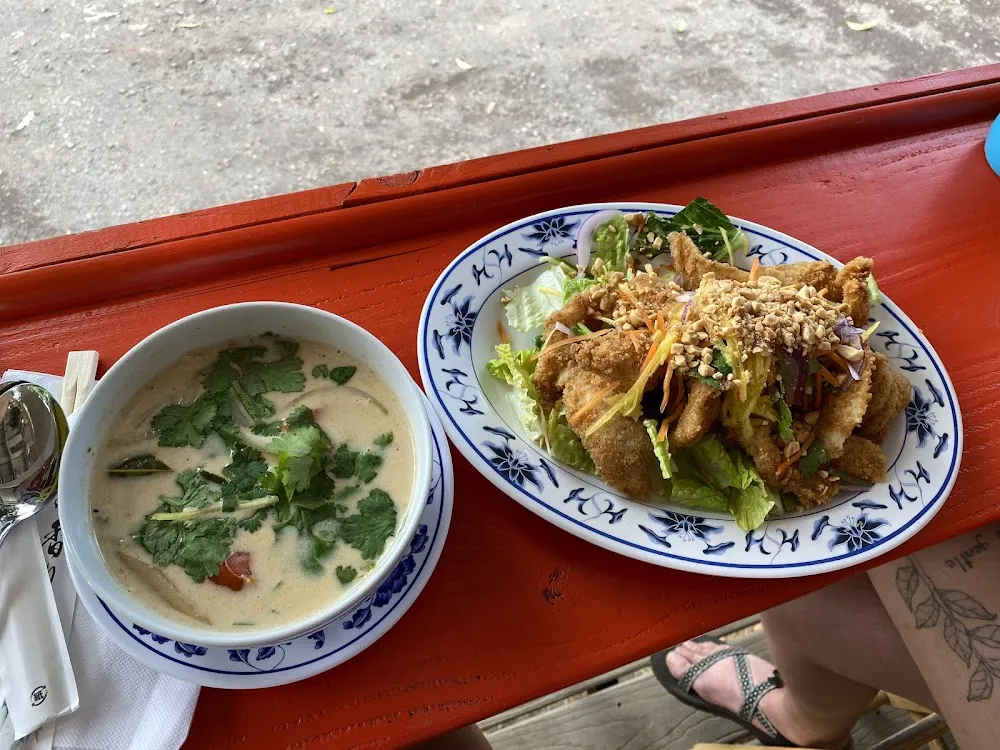 Green Mango Salad with Fried Fish