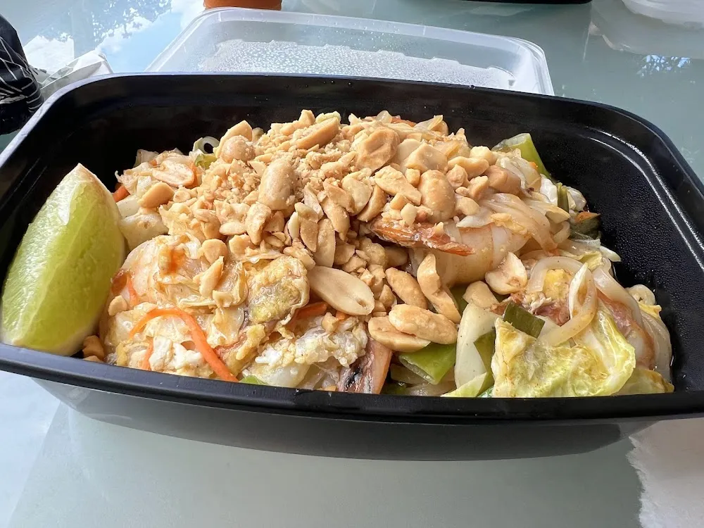 Phad Tai with Shrimp
